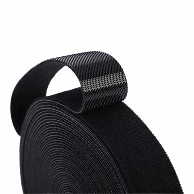 Poliester natrag u kuku i petlju